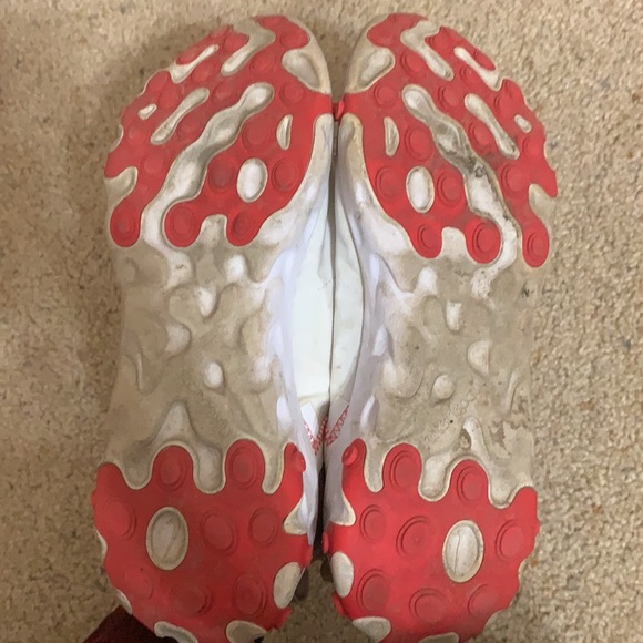 WOMENS NIKE REACT ELEMENT - Picture 3 of 3